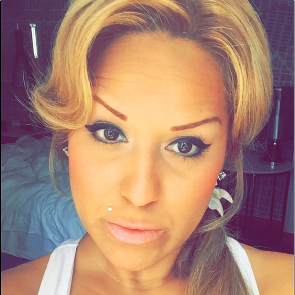 Meet your Posher, Rox - Picture 2 of 2